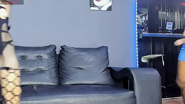 Dirt-Latin-Couple online show from September 18, 11:18 pm