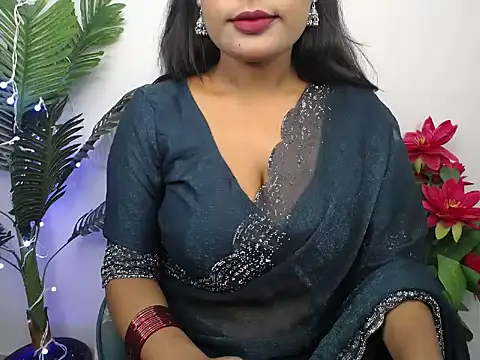 Snapshot of Naughtyy_stripgirl chatting on October 8, 2:14 pm Naughtyy stripgirl online show from October 8, 2:14 pm