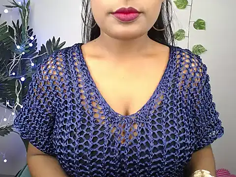 Snapshot of Naughtyy_stripgirl chatting on October 18, 7:03 pm Naughtyy stripgirl online show from October 18, 7:03 pm