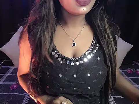 Naughtyy stripgirl online show from February 2, 6:50 pm