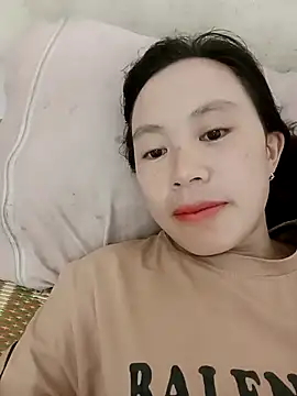 lyuyenkk online show from September 16, 12:33 am