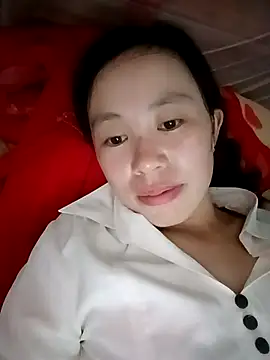 lyuyenkk online show from September 19, 5:31 am
