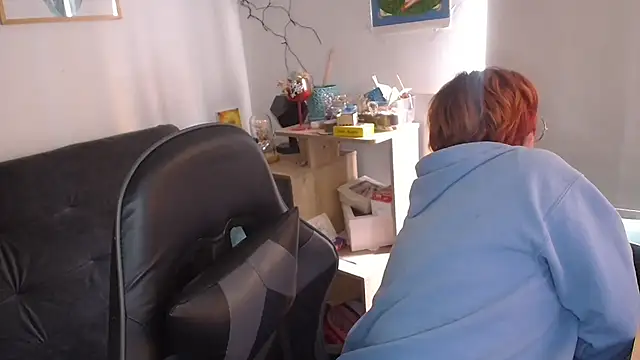 Miacatsito3 online show from February 12, 7:53 pm