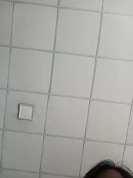 Snapshot of SexyIra89 chatting on December 1, 4:39 am SexyIra89 online show from December 1, 4:39 am