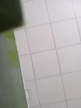 Snapshot of SexyIra89 chatting on December 3, 6:32 am SexyIra89 online show from December 3, 6:32 am