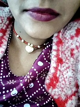 Snapshot of SexyIra89 chatting on December 16, 5:18 pm SexyIra89 online show from December 16, 5:18 pm