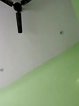 Snapshot of SexyIra89 chatting on December 21, 10:33 am SexyIra89 online show from December 21, 10:33 am