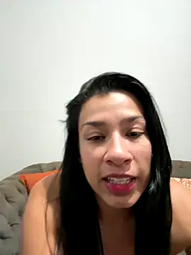johii28 online show from September 13, 3:39 am