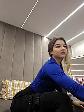 Von Dee online show from September 26, 5:22 am