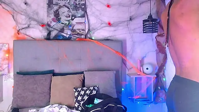 Billie Turner  online show from October 29, 4:15 am