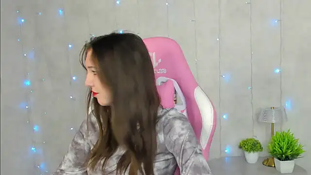 Amanda Reedd online show from October 7, 1:14 am