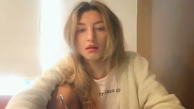 Miralyn online show from September 18, 8:38 am