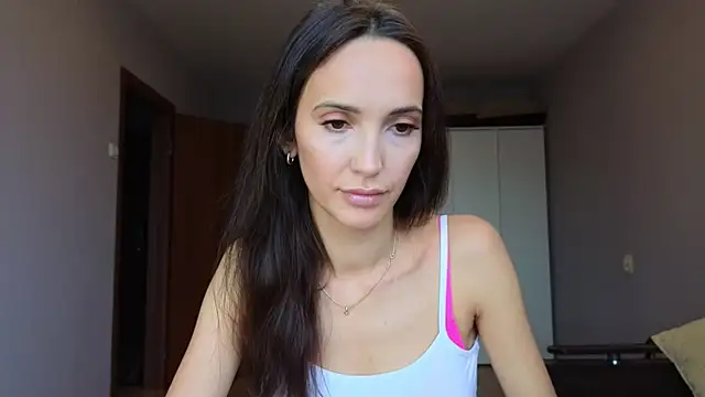 Lillian-Clark online show from October 22, 8:03 am