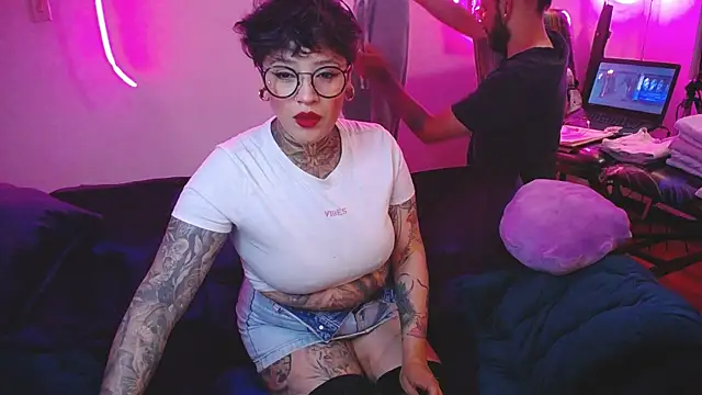sathariel-secretcouckold online show from September 14, 12:32 am