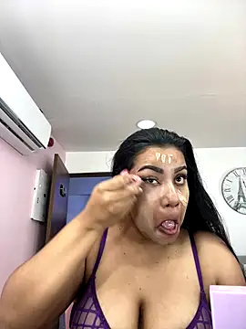 SienaWild online show from December 17, 3:01 am