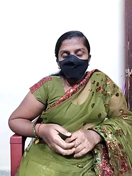 Snapshot of Sowjanya-telugu chatting on January 13, 6:46 pm Sowjanya-telugu online show from January 13, 6:46 pm