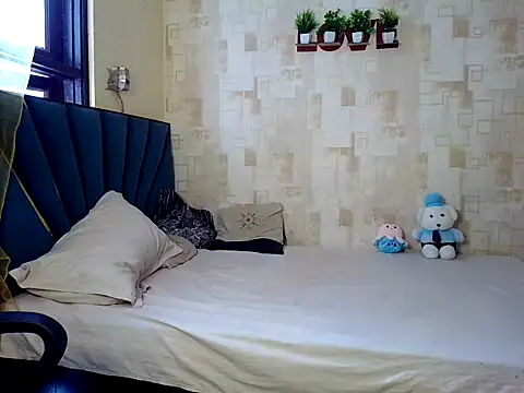 baby-shelly-00 online show from September 16, 6:25 am