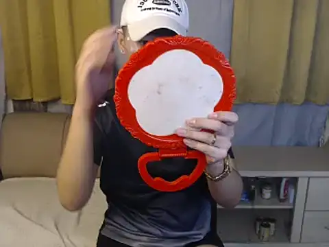 Snapshot of mr_chandy chatting on October 3, 10:12 am mr chandy online show from October 3, 10:12 am