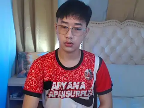 Snapshot of mr_chandy chatting on October 16, 10:49 am mr chandy online show from October 16, 10:49 am