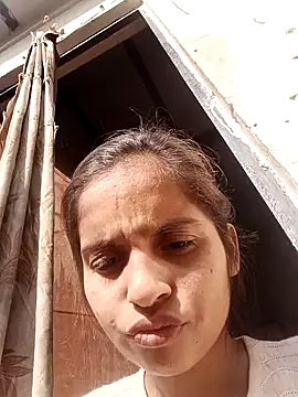 Saloni-Gupta online show from December 17, 7:36 am