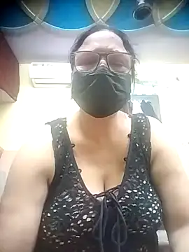 thehotlady online show from March 23, 5:39 pm