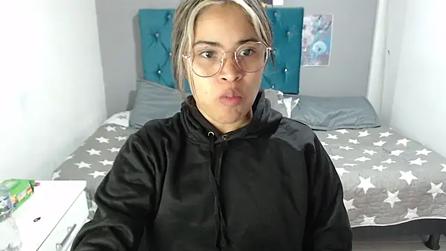 Snapshot of mia_sexgirl chatting on April 16, 12:17 pm mia sexgirl online show from April 16, 12:17 pm