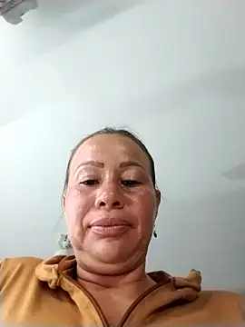 LaraCaliente online show from November 15, 3:26 am