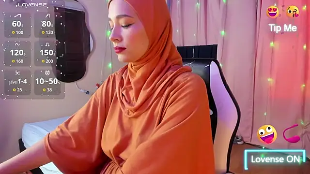 ShanaJamil online show from October 17, 4:20 pm