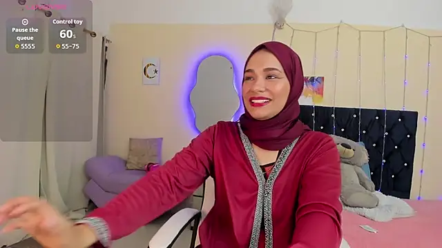 ShanaJamil online show from April 28, 12:10 pm
