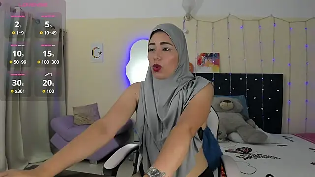 ShanaJamil online show from May 15, 12:12 pm