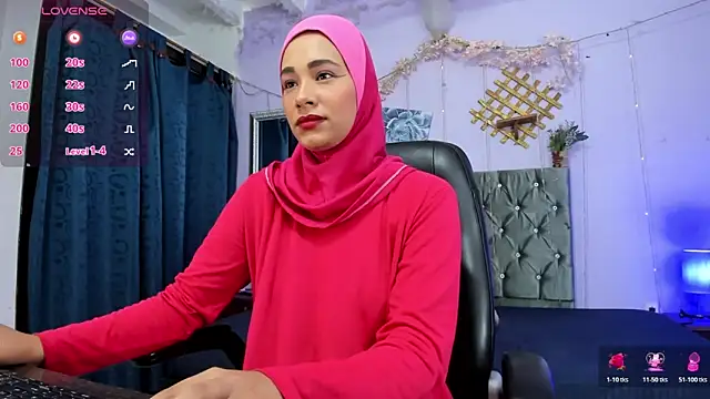 ShanaJamil online show from May 20, 11:49 am