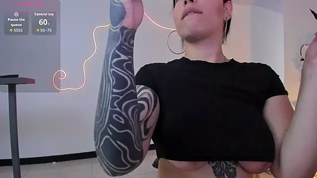 nicoblake online show from October 3, 12:13 pm