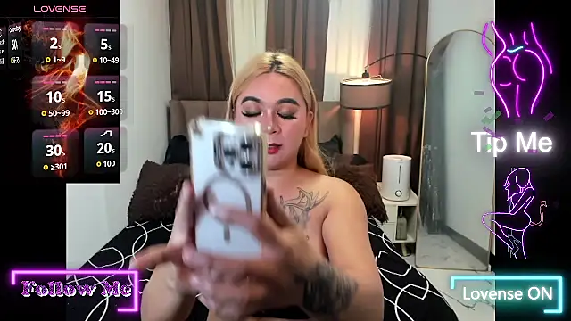 LusciousZenaiahx online show from October 14, 9:10 am