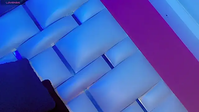 JessiscaWalker online show from December 4, 7:11 pm