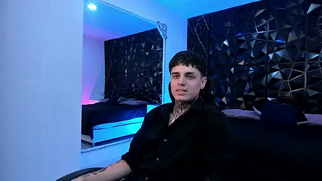 Declan-Fox online show from October 22, 4:46 am