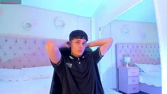 Declan-Fox online show from October 24, 4:20 am