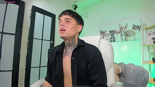 Declan-Fox online show from November 10, 5:39 am