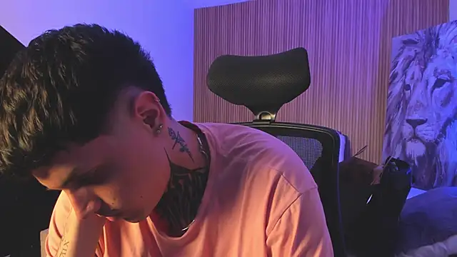 Declan-Fox online show from November 26, 4:46 am