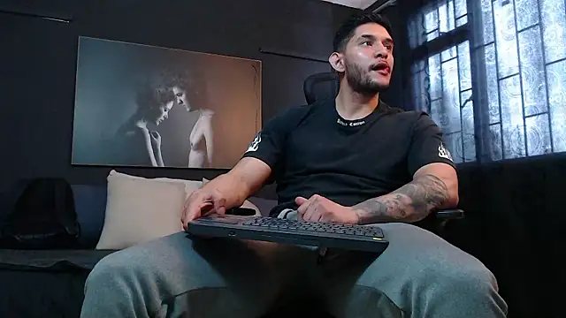 RichardMilleer online show from November 13, 4:17 pm