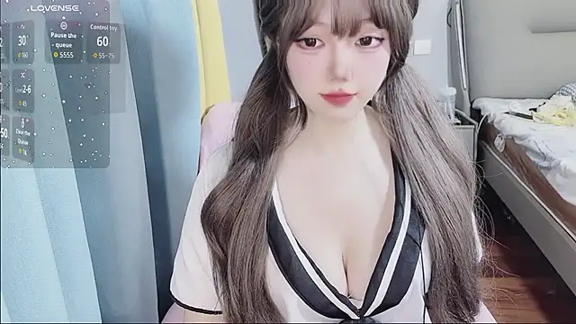 Lucky Cici online show from June 3, 8:36 pm