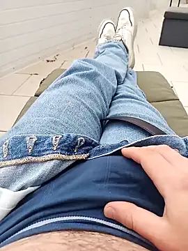 Snapshot of fullystroked chatting on September 22, 12:18 pm fullystroked online show from September 22, 12:18 pm