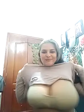 Rose Jessy online show from September 12, 5:57 pm