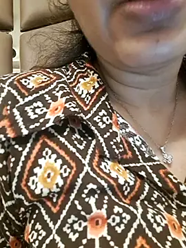 Manshi6800 online show from September 12, 6:30 pm