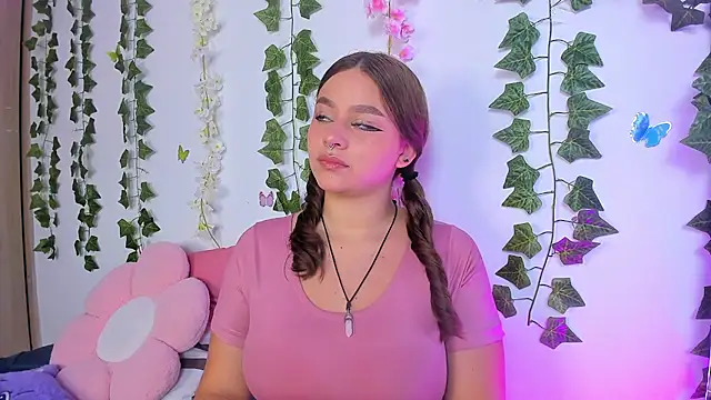 Lucie Angels online show from September 29, 8:41 am