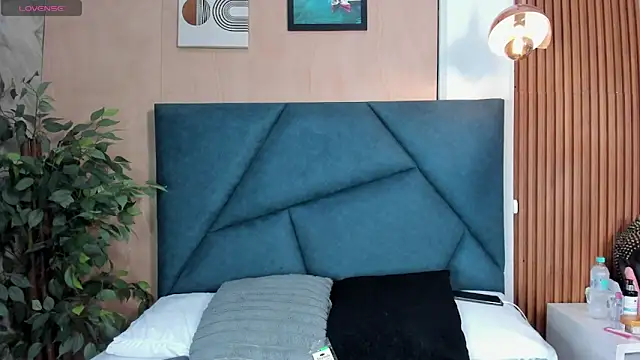 VictoriaHarriss online show from November 11, 12:38 pm