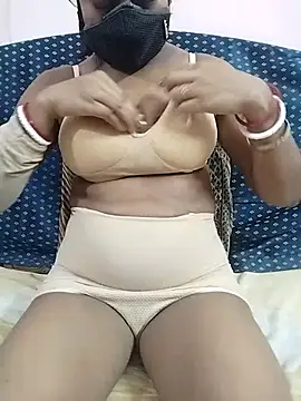 Snapshot of Bengalibeauty96 chatting on October 30, 6:19 pm Bengalibeauty96 online show from October 30, 6:19 pm