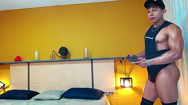 arnold taylor online show from March 6, 10:17 pm