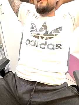 rola interior online show from February 10, 10:03 pm