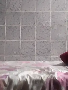 Snapshot of Cachorrinha2025 chatting on October 29, 3:53 am Cachorrinha2025 online show from October 29, 3:53 am