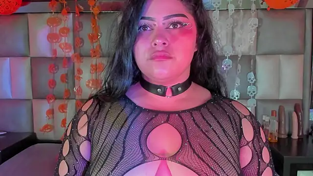 Snapshot of abbiecollins_js chatting on October 18, 4:37 am abbiecollins js online show from October 18, 4:37 am